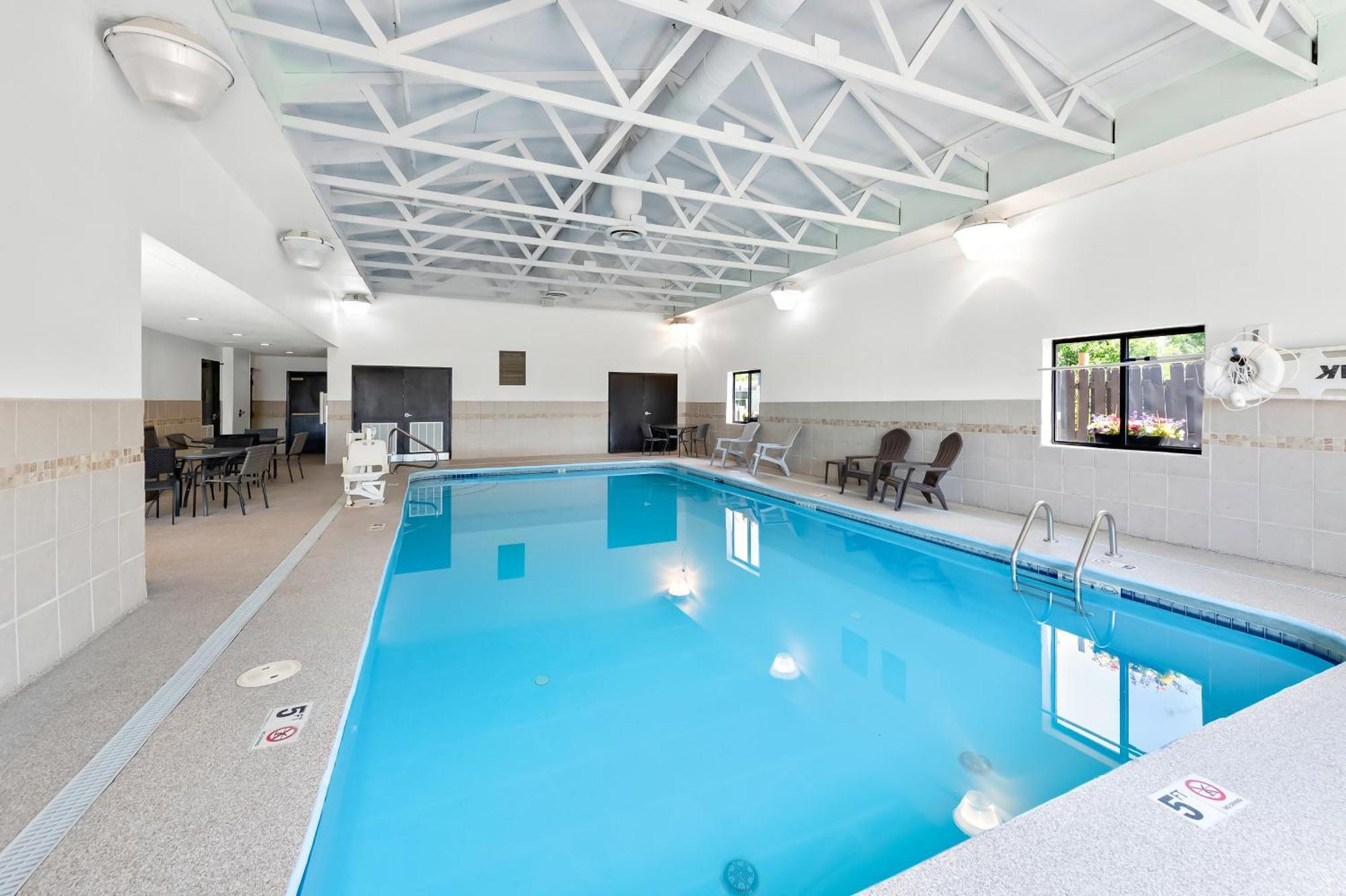 Comfort Suites Колумбус Екстер'єр фото